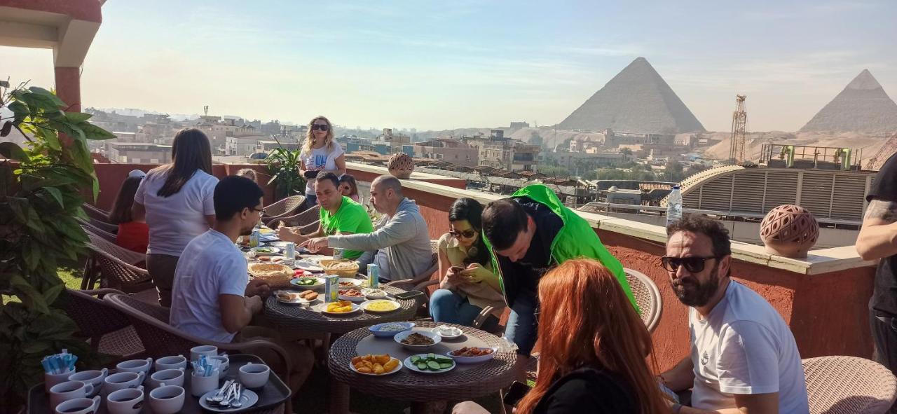 Grand Pyramids In Giza Exterior foto