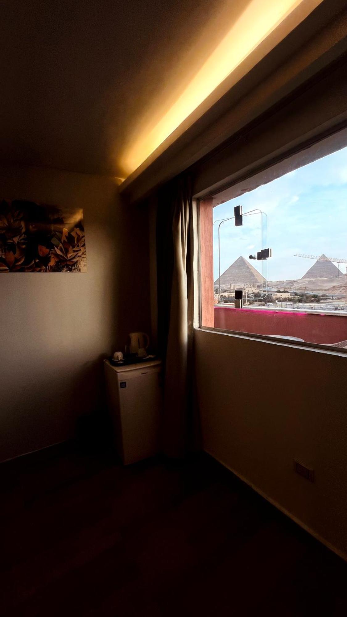 Grand Pyramids In Giza Exterior foto